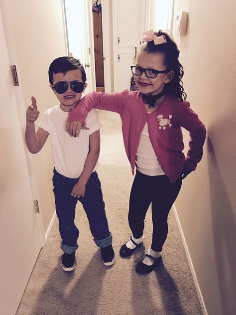 50's day at my kids school!!  Love this easy outfit idea for them! Especially last minute!! Kids 50s Costume, 50s Dress Up, Sock Hop Outfits, Diy Pirate Costume For Kids, Decades Day Outfits, 50s Outfit, Diy Costumes Kids Boys, Decades Costumes, 50s Costume