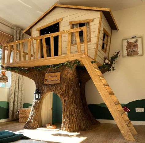 Tree House Beds For Kids, Kids Treehouse Bed, Tree House Loft Bed, Treehouse Bedroom Ideas, Forest Themed Playroom, Treehouse Playroom, Tree House Bunk Bed, Indoor Treehouse, Tree House Bedroom