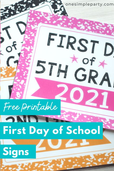 Add some fun to your back to school photos with these Free Printable First Day of School Signs for 2021. Inspired by the classic composition notebook pattern, these First Day of School Signs make a great addition to photos or your back to school decorations. - - - CLICK HERE - - - to download your FREE Printable First Day of School Signs 2021 #firstdayofschoolsignsfree #firstdayofschoolsigns #firstdayofschoolsigns2021 First Day Printable, First Day Of 7th Grade, First Day School Sign, Free School Printables, First Day Of School Photos, Back To School Photos, First Day Of School Signs, Printable Signs Free, First Day Of School Sign