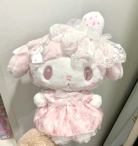 ♡ Material: Plush♡ Dimension: 12 x 15 x 11 cm♡ Handling Time: 7 business days My Melody Birthday, Pink Plushie, Pink My Melody, Gloves Aesthetic, My Melody Plush, Melody Plush, Hello Kitty Accessories, Light Pink Dress, Kawaii Plushies