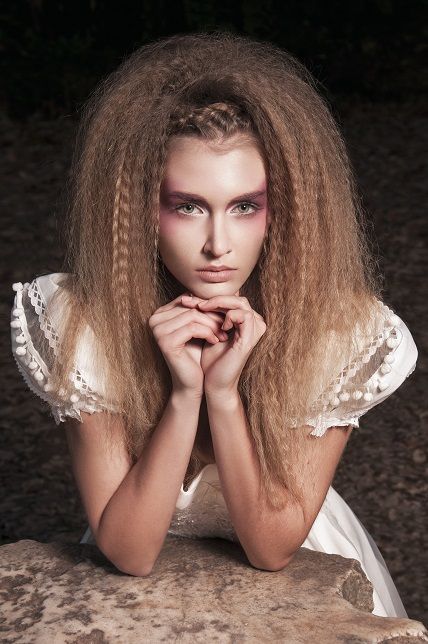 Crimped hair makes comeback as vintage romantic alternative Crimped Hairstyles With Bangs, Crimped Hairstyles For Long Hair, Crimp Hairstyles, Crimped Hairstyles, Dreamy Hairstyles, Goth Inspiration, Junk Kouture, Afrocentric Hairstyles, Hair History