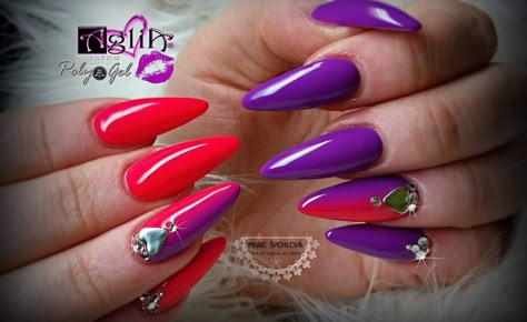 Red And Purple Nail Art, Red And Purple Nails Designs, Red Purple Nails, Purple And Red Nails, Red And Purple Nails, Blue And Green Nails, Black And Red Nails, Purple Ideas, Nail Party