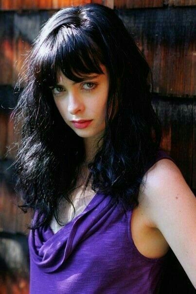 Krysten Ritter. Actress. Jessica Jones. Netflix Television Series ♥ ❤ 💜 💖 💗 💟 💜 ❤ 💙 💚 💛 Film Lab, Krysten Ritter, A Woman, Lab, Film, Purple, Hair, Black