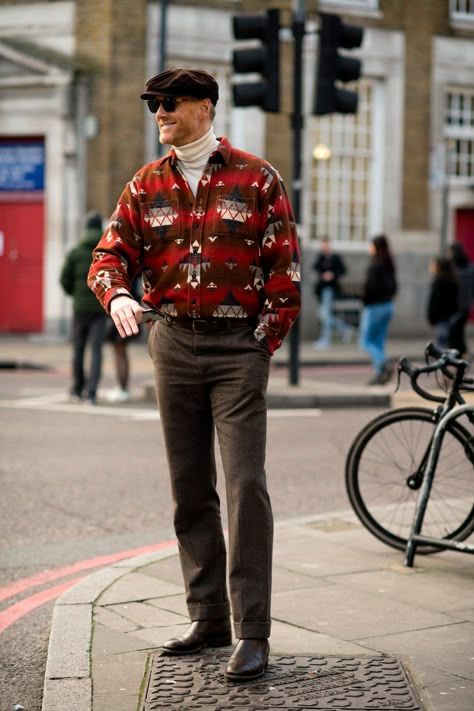 London Street Style Men, Jumper Outfit Men, London Fall Outfits, London Fashion Week Mens, London Fashion Week Street Style, 일본 패션, London Outfit, American Casual, Straight Cut Jeans