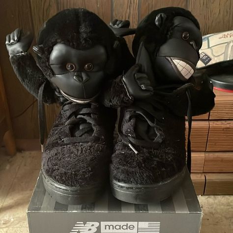 Jeremy Scott Gorilla Adidas Jeremy Scott Adidas, Outfit Adidas, Adidas Outfit, Jeremy Scott, Felt, Adidas, Closet, Quick Saves, Clothes