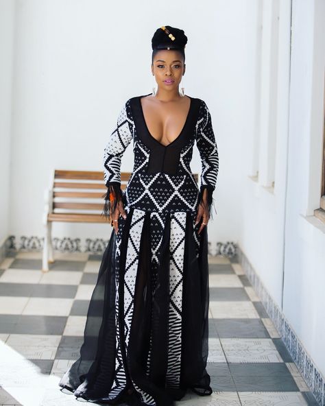 Nomzamo Mbatha, South African Celebrities, Xhosa Traditional Attire, Xhosa Attire, South African Traditional Dresses, 15 Outfits, African Traditional Wear, African Wedding Attire, Shweshwe Dresses