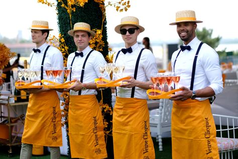 Cafe Uniform, Veuve Clicquot Polo Classic, Waiter Uniform, Fruity Cake, Restaurant Uniforms, Staff Uniforms, Drink Bar, Michael B Jordan, Butcher Shop