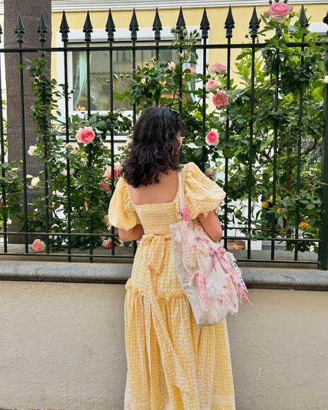 d'oro 🍋☀️🌼💛🍯🌻 dress is @misscandyholic code "isabellaricci" to save <3 #italiansummer #cottagecore #shabbychic Picnic Dresses, Girly Picnic, Princesscore Dress, Royal Core, Goddess Gown, Soft Girl Style, Romantic Clothing, Soft Girl Outfits, Coquette Fashion