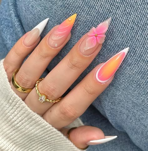 Pretty Gel Nails Summer, Summer Nails Ocean, Pink Base Nails, Stiletto Pink Nails, Flower Design Nails, Nails Flower Design, Electric Nails, Nails Ocean, Ocean Nails