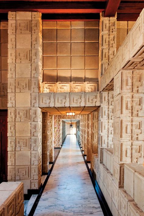 Carved-geometric patterns gives the industrial concrete material a decorative element. - photo: Mary E. Nichols Ennis House, Frank Lloyd Wright Architecture, Frank Lloyd Wright Homes, Revival Architecture, Leaded Glass Windows, Los Angeles Real Estate, Prairie Style, Frank Lloyd, Frank Lloyd Wright