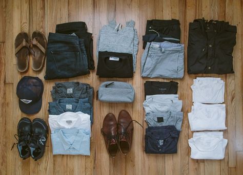 7 Things You Need To Do Before An International Trip Mens Travel Wardrobe, Summer Travel Packing List, Mens Travel Essentials, Mens Travel Clothes, Summer Travel Packing, Travelling Outfits, Navi Outfits, David Dubnitskiy, Dress Pins