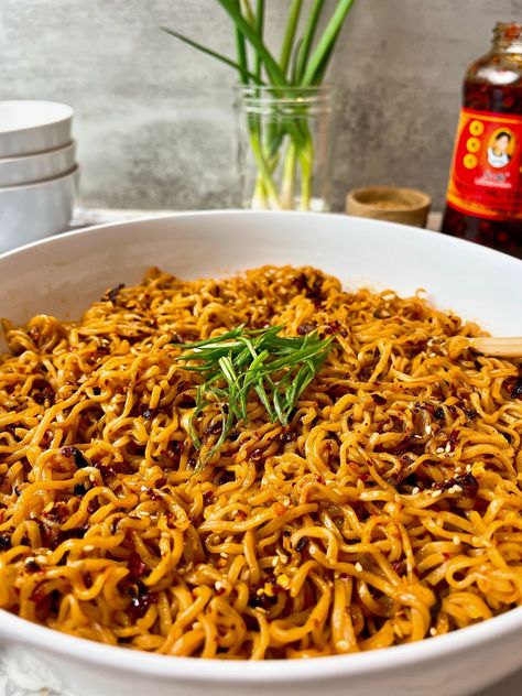 Chili Crisp Chicken Ramen, Chinese Chili Crisp, Honey Garlic Chili Crisp Noodles, Chili Crisp Ramen, Chili Crisp Peanut Noodles, Crispy Ramen Noodles, Chilli Onion Crunch Recipes, Chilli Crisp Noodles, How To Use Chili Crisp