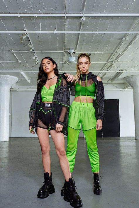 Neon Green Rave Outfit, Green Rave Outfit, Techno Rave Outfit, Neon Green Outfits, Rave Fit, Techno Outfit, Rave Festival Outfits, Festival Outfit Inspiration, Rave Looks