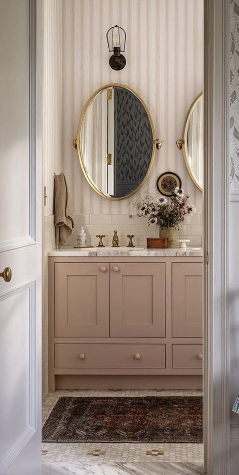 Bathroom Decor Ideas Pink, Katie Leclercq, Pink Bathroom Vanity, Cozy Lake House, Girls Bathroom Decor, Blush Bathroom, Feminine Bathroom, Girl Bathroom Decor