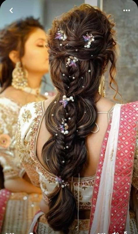 Hairstyle With Suit, Wedding Hairstyles Pakistani, Short Wedding Hairstyles, Hairstyles Pakistani, Wedding Hairstyles Indian, Bridal Hairstyles With Braids, Hair Style On Saree, Hair Style Vedio, Engagement Hairstyles