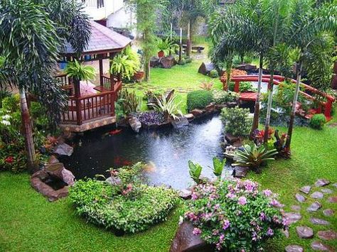 balehomedesign.com/beautiful-garden-ponds-design-to-add-beauty-element-for-any-outdoor-setting.html Shed Inspiration, Ponds For Small Gardens, Kolam Koi, Taman Air, Wildlife Garden, Pond Water Features, Pond Landscaping, Backyard Water Feature, Pond Design