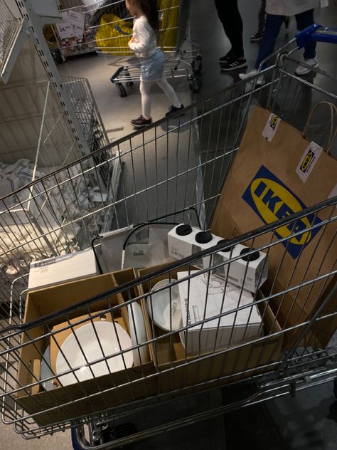 Ikea Furniture Shopping Aesthetic, Ikea Marketing, Ikea Shopping Aesthetic, Ikea Aesthetic, 20s Life, Ikea Shopping, Shopping Aesthetic, Beige Room, Grocery Market