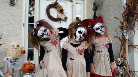 Voodoo dolls! So fun! Voodoo Dolls, Halloween Face, Halloween Face Makeup, Face Makeup, Dolls, Halloween, Quick Saves