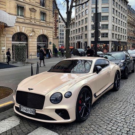 Luxe Plug on Instagram: “Bentley Continental GT🤩 Tag someone that needs to see this!🥂 Follow @luxeplug for more! - - 📸 @tim.spot | #Luxeplug ________ #car…” Tmax Yamaha, Top Luxury Cars, Mercedes Sl, Lux Cars, Dodge Challenger Srt, Bentley Car, Bentley Continental Gt, Luxury Lifestyle Dreams, Super Luxury Cars