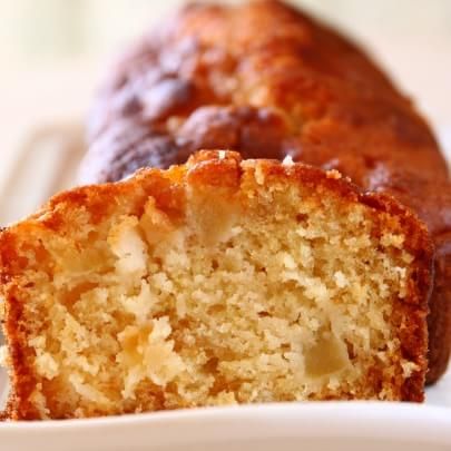 Ginger Loaf Cake, Afternoon Tea Cake, Ginger Loaf, Mousse Au Chocolat Torte, Honey Cake Recipe, Afternoon Tea Cakes, Lemon Yogurt, Ginger Cake, Honey Cake