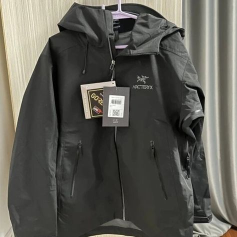 Arc'teryx Beta LT Jacket Brand New, Jewelry Watches, Plus Fashion, Outfit Inspo, Jeans Shoes, Fashion Tips, Styling Tips, Closet, Accessories Vintage