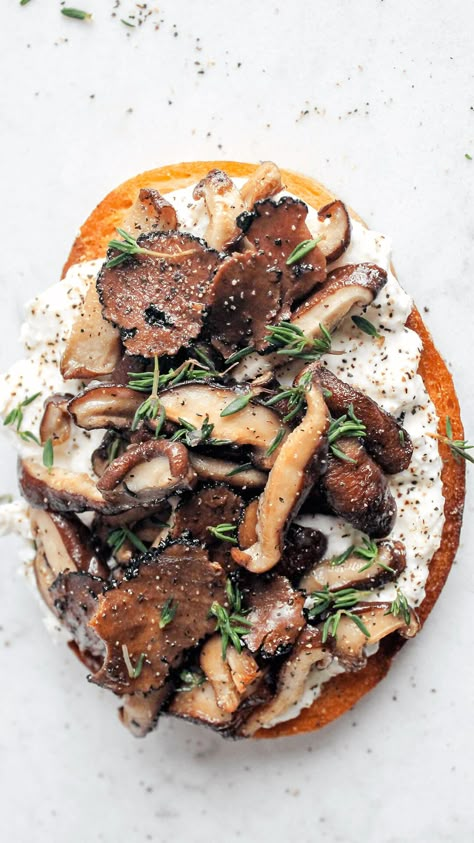 Buttery mushrooms, burrata and truffle toast Truffle Burrata Recipe, Burrata Breakfast, Truffle Toast, Buttery Mushrooms, Appetizers Savory, Toast Restaurant, Burrata Toast, Fancy Toast, Burrata Recipe