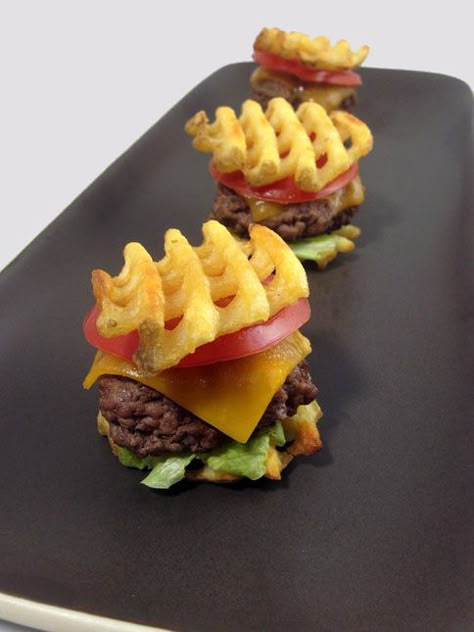 Waffle Fry Sliders by dudefoods #Sliders #Waffle_Fry Waffle Fry Sliders, Food Recipes Videos, Christmas Luncheon, Luncheon Ideas, Bbq Recipe, Serving Ideas, Food Boards, Waffle Fries, Salad Ideas