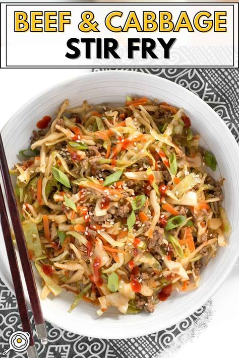 This Southwest Beef and Cabbage Stir Fry is a fast, easy, and flavorful way to make sure dinner is filled with plenty of vegetables. Ground Turkey Stir Fry, Turkey Stir Fry Recipes, Beef And Cabbage Stir Fry, Asian Cabbage, Turkey Stir Fry, Fry Food, Foods Around The World, Cabbage Stir Fry, Budget Bytes