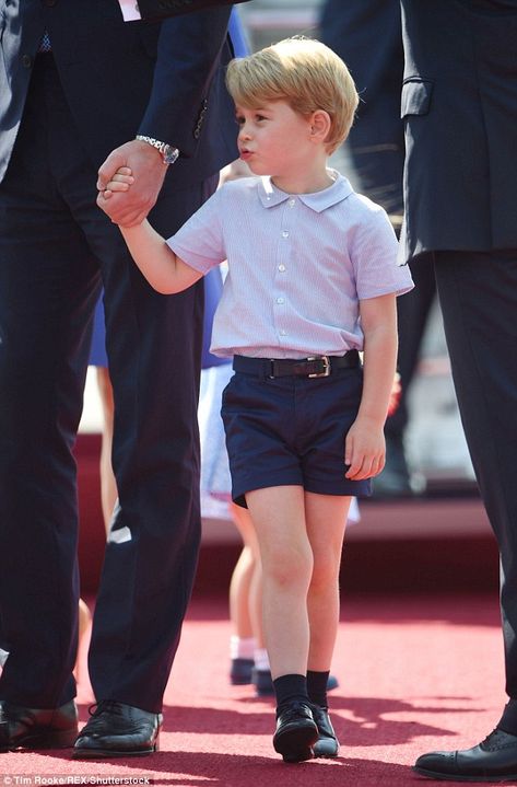 Prinz George, Prince William Family, William E Kate, Prince George Alexander Louis, Baby Prince, Kate Middleton Prince William, Baby George, Royal Babies, Fourth Birthday