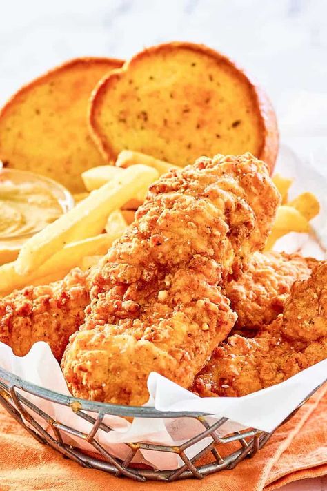 Whataburger Recipe, Best Fried Chicken Tenders, Honey Barbeque Chicken, Chicken Strip Sandwich, Breaded Chicken Strips, Meat Entrees, The Best Fried Chicken, Breaded Chicken Tenders, Best Fried Chicken