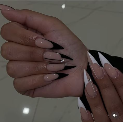 Long Nail Black Designs, White Design Acrylics, One Hand Black One Hand White Nail Ideas, Black And White Stiletto Nails Design, Black Nails Ideas Stiletto, Black Nail Sets Almond, Black And White Almond Nails Design, Black And White Nails Stiletto, Long Almond Nail Ideas