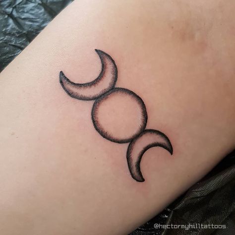 Moon Faces Tatoos, 3 Moons Tattoo, Triple Moon Chest Tattoo, Triple Moon Tattoo Design, Three Moon Tattoo, 3 Moon Tattoo, Triple Moon Goddess Tattoo, Triple Goddess Tattoo, Triple Moon Tattoo