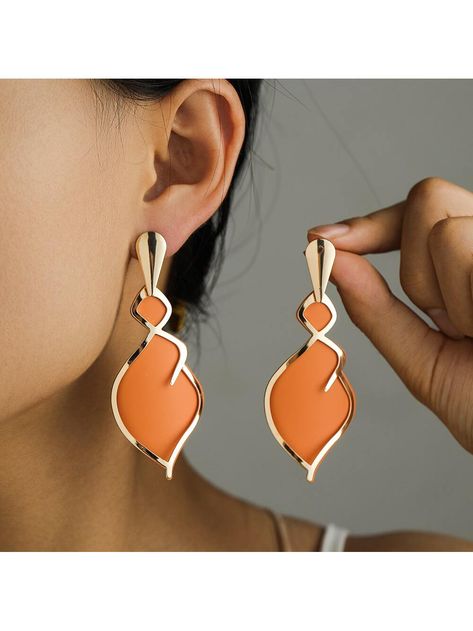 2pcs Fashionable & Unique Orange Waterdrop Double-layer Earrings, Simple & Versatile For WomenI discovered amazing products on SHEIN.com, come check them out! Orange Jewelry, Orange Earrings, Bold Earrings, Styl Boho, Watches Women Fashion, Trendy Earrings, Simple Earrings, Estilo Boho, Jewelry Earrings Hoops