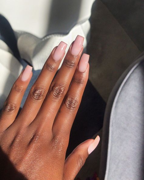 Nona on Instagram: “Q: How’re my pinky fingers long and short at the same time? 😭💅🏾 #fillin #byme ✨” Short Slim Square Nails, Nails For Long Fingers, Slim Fingers, Short Square Acrylic Nails, Square Acrylic Nails, Wnba, Square Nails, Nails Inspiration, Acrylic Nails