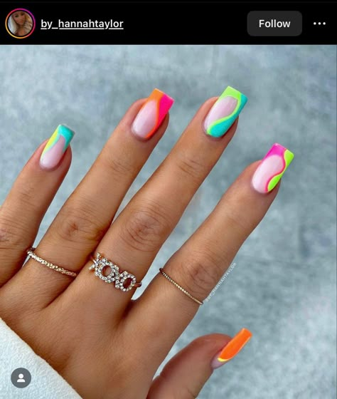 Multicolored Nails, Summery Nails, Colorful Nails, Summer Nails Colors, Neon Nails, Beach Nails, Nails 2024, Fabulous Nails, Short Acrylic Nails