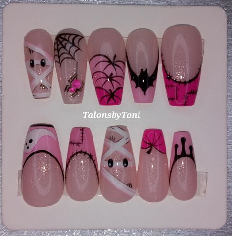 Pink Halloween set. Strengthened with builder gel. Crome Nails Halloween, Halloween Nails Medium Length, Pink Spooky Nails, Mummy Nails, Ongles Goth, Vampire Nails, Girly Acrylic, Nail Board, Pink Chrome