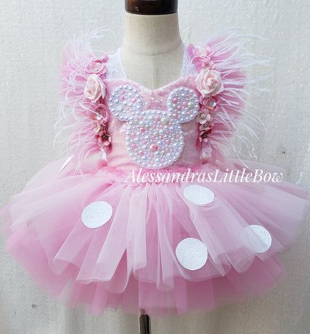 Minnie Mouse Birthday Dress, Minnie Boutique, Minnie Mouse Tutu Dress, Baby Birthday Outfit, Minnie Mouse Birthday Outfit, Minnie Mouse First Birthday, Minnie Mouse Tutu, Minnie Mouse Birthday Decorations, Minnie Dress