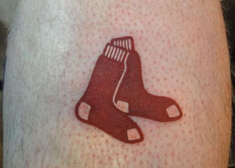 Boston Red Sox. If they win the W'S 2013.... Boston Redsocks, Boston Red Sox Tattoos, Red Sox Tattoo, Boston Tattoo, Boston Red Sox Logo, Red Sox Nation, Finger Tats, Red Sox Logo, Sugar Bears