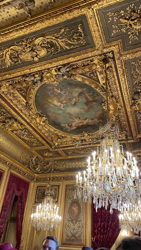 Louvre Museum Interior, Ornate Bed, Classic House Interior Design, Plaster Ceiling Design, Pop Design For Roof, Minimalist Wallpaper Phone, Luxury Ceiling Design, Gypsum Decoration, Museum Interior