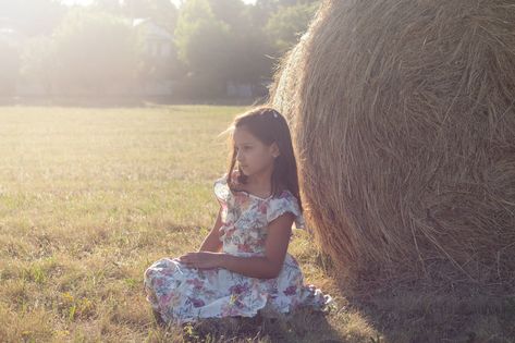 Children photoshoot in haystack