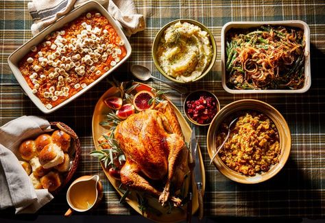 Joanna Gaines Just Shared Her Thanksgiving Menu & We Have All the Recipes Joanna Gaines Thanksgiving, Roast Turkey Gravy, Thanksgiving Menu Recipes, Herb Roasted Turkey, Magnolia Journal, Seasoned Veggies, Toasted Pumpkin Seeds, Turkey Gravy, Giving Thanks