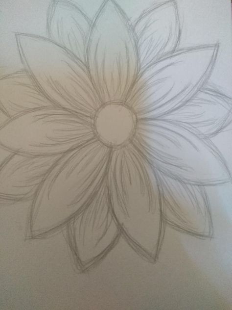 Things To Draw When Your Angry, Type Of Flowers Drawing, Season Drawings Ideas, Berries Drawing Simple, Simple Drawing Flowers, Easy Reference Photos For Drawing, Water Flowers Drawing, Pretty Flowers To Draw, Cute Flower Drawing Aesthetic