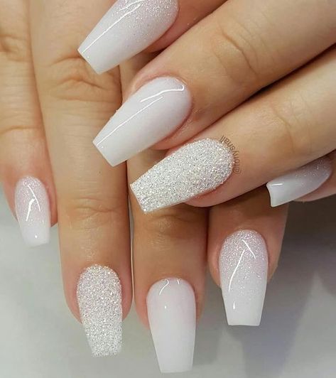 Diy Wedding Nails, Simple Wedding Nails, Wedding Nail Art Design, White Glitter Nails, White Acrylic Nails, Wedding Nails Design, Wedding Nail, Nail Art Wedding, Bride Nails