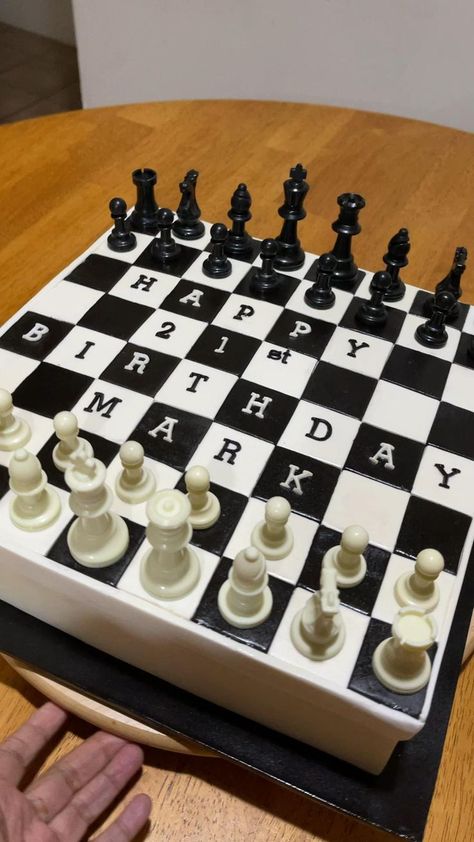 Chess Themed Birthday Party Ideas, Chess Cake Ideas, Chess Birthday Party Ideas, Chess Cake Design, Chess Birthday Cake, Chess Cakes, Chess Board Cake, Chess Party, Chess Birthday