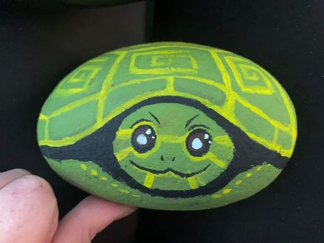 Kid A, Painting Rocks, Easy Diy Art, Rock Painting, Diy Art, Painted Rocks, Easy Diy, Art, Diy Artwork