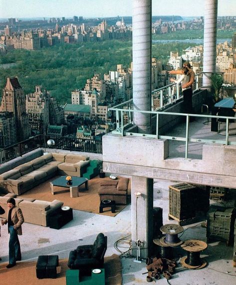 Steffan on Instagram: “Manhattan somewhere.. Photographer Unknown. RG @somewhereiwouldliketolive  #usa #manhattan #nyc #newyork #view #somewhereidliketolive…” Central Park View, Retro Photography, Nyc Life, Roof Terrace, Architectural Digest, Central Park, New Yorker, Cityscape, Terrace