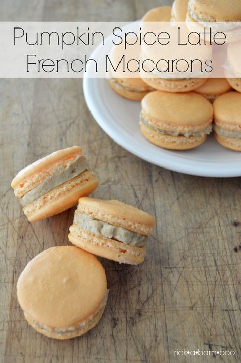 Psl Recipe, Pumpkin Spice Baking, Pumpkin Spice Macarons, Espresso Recipe, Make Macarons, Lorann Oils, Spiced Buttercream, Homemade Pumpkin Spice Latte, Macaron Filling