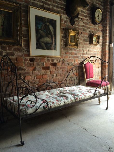 Iron Bed Frames, Antique Iron Beds, Wrought Iron Beds, Iron Furniture Design, Wrought Iron Bed, Iron Beds, Wrought Iron Furniture, Iron Bed Frame, Wrought Iron Decor