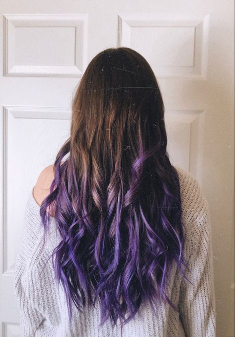 DIY ombré. Purple on dark brown hair Dark Brown Purple Hair Ombre, Ombre Hair Brown To Purple, Good Colors To Dye Dark Brown Hair, Purple Hair On Dark Brown Hair, Purple Hair Dye Highlights, Dyed Hair Ideas For Brown Hair, Dark Purple In Brown Hair, Brown And Dark Purple Hair, Brown To Dark Purple Ombre Hair