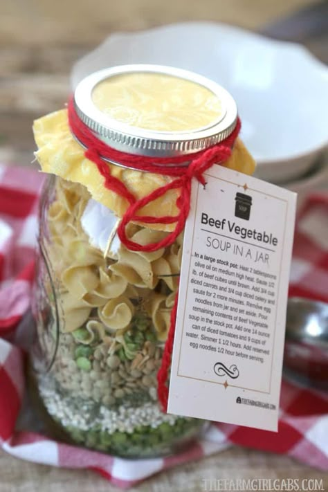 Soup In A Jar Gifts, Soup Mix In A Jar Gift, Vegetable Soup In A Jar, Mason Jar Soup Just Add Water, Soup In A Jar Recipe Dry Mixes Gift, Homemade Food Gifts In A Jar, Mason Jar Soups, Soup Mason Jar, Soups In A Jar